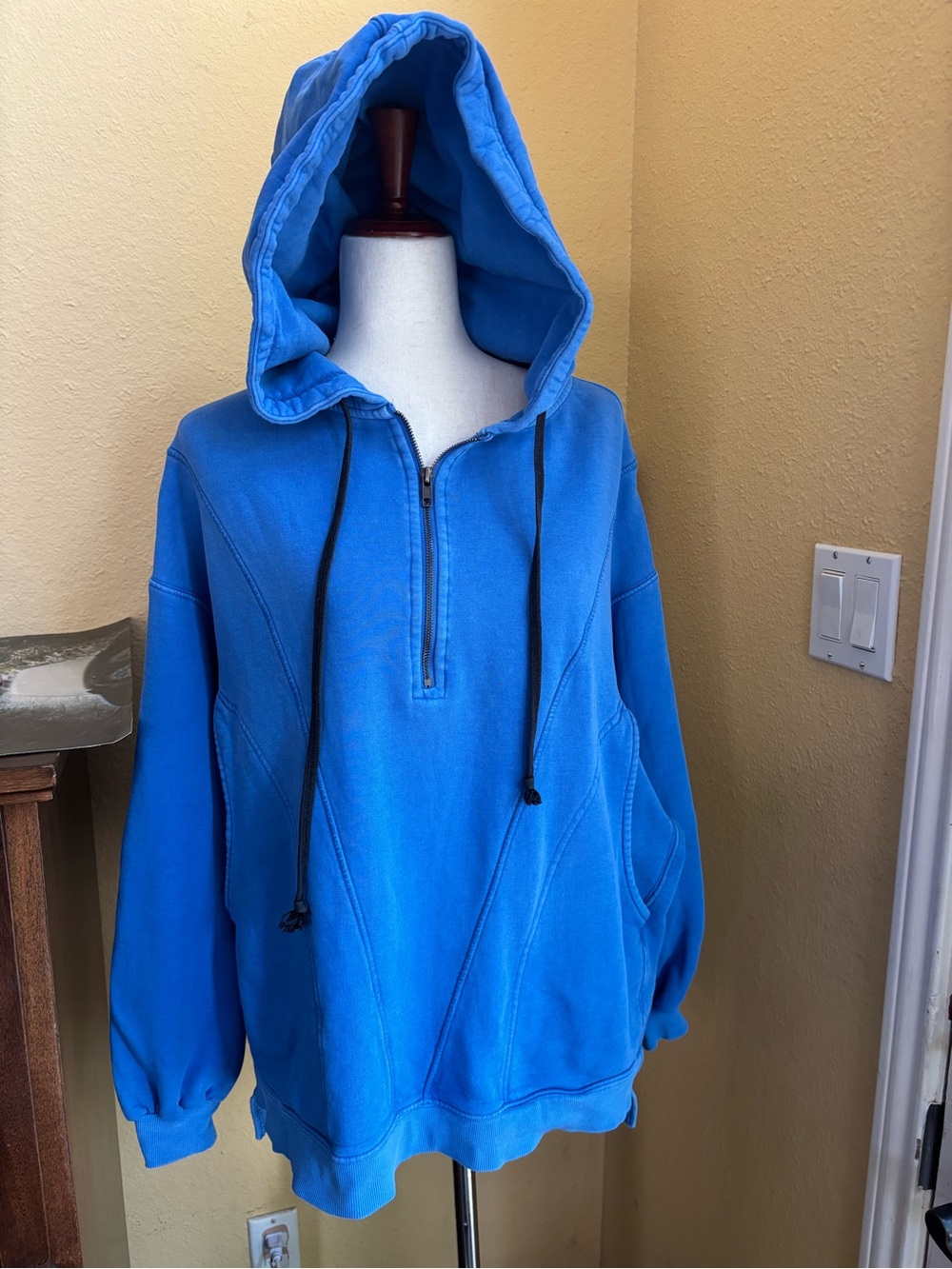 Free People Blue Half-Zip Dolman Hoodie. Small
